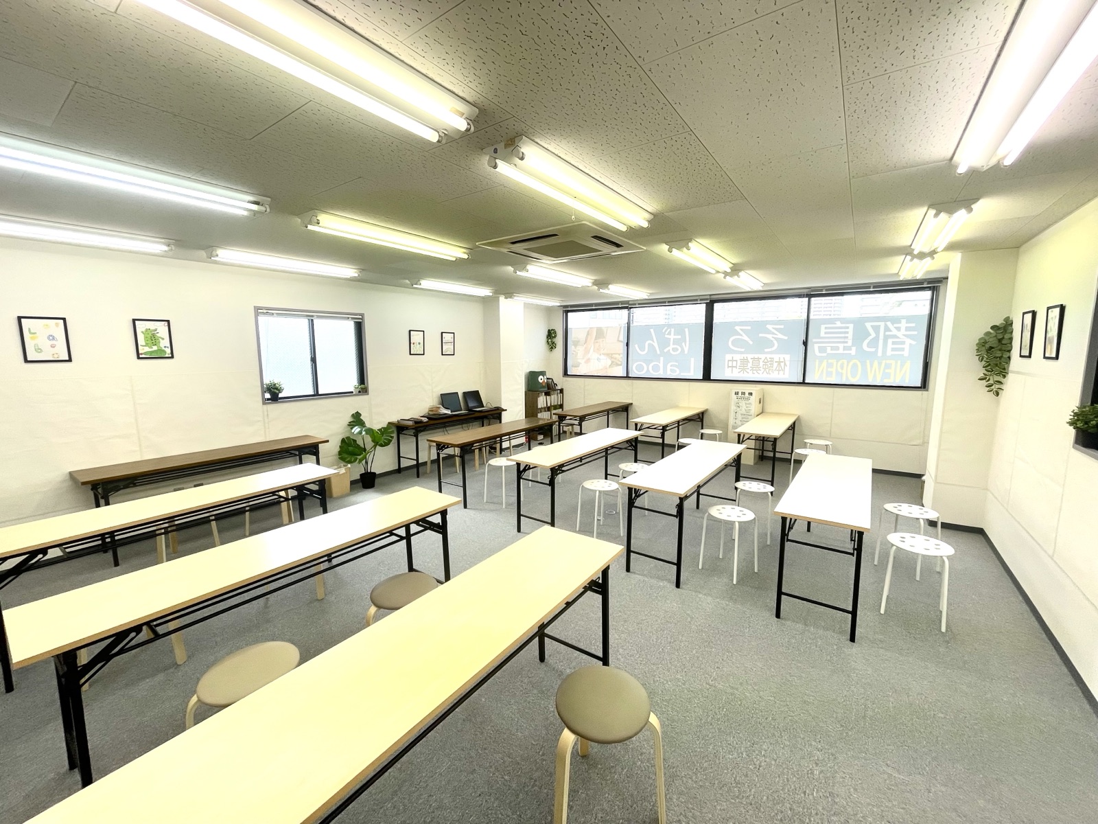 都島そろばんLabo 教室内観